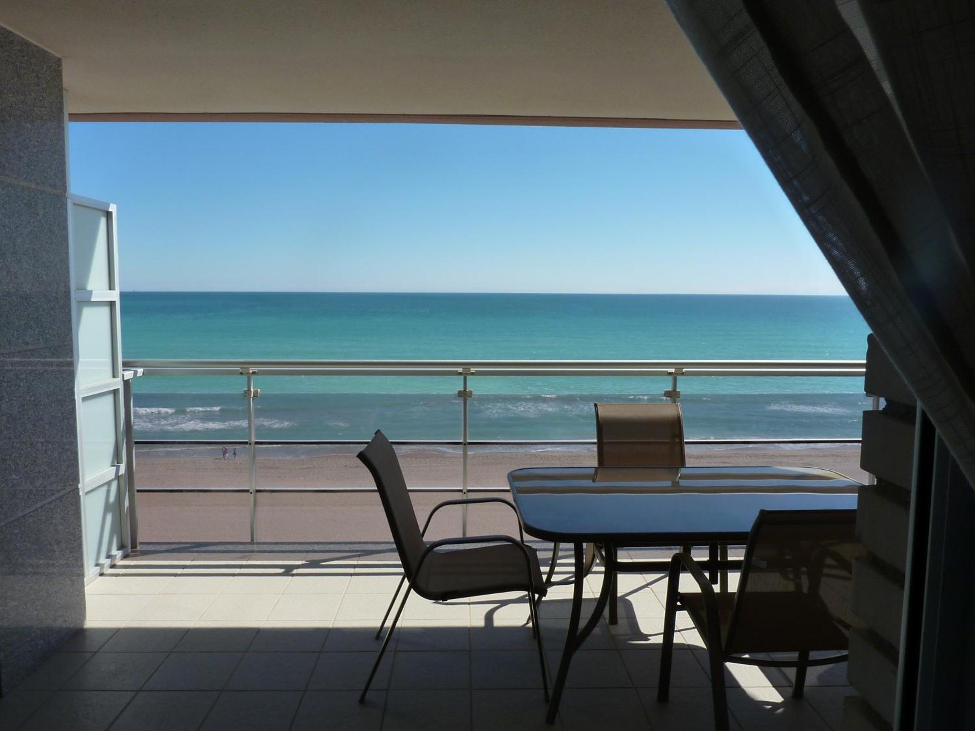 Apartamentos Deluxe Peñíscola Exteriör bild